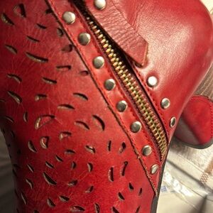 L’ARTISTE SPRING STEP BOOTIES  Sz 38